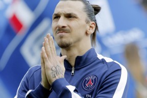 英雄联盟台服官网地址一览-莱万关键爆发，C9战队问鼎FIFA电竞世界杯